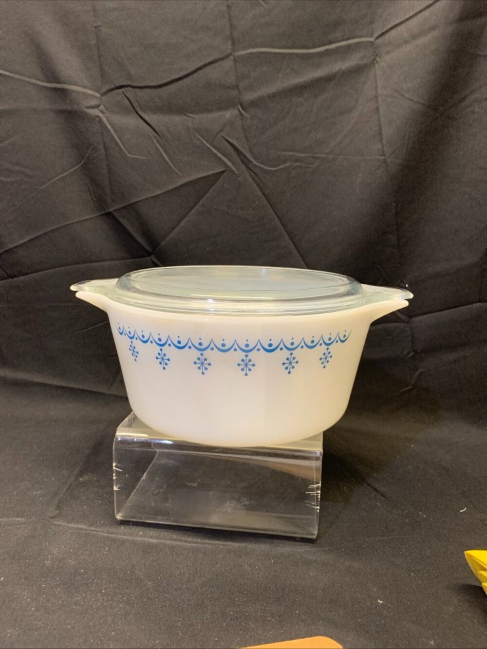 VTG PYREX Blue Snowflake Garland 474-8 Lid 474-C 1 1/2 qt NO Chips or Cracks